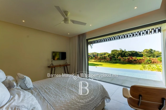 ANAHITA RESORT - Contemporary Villa with Golf