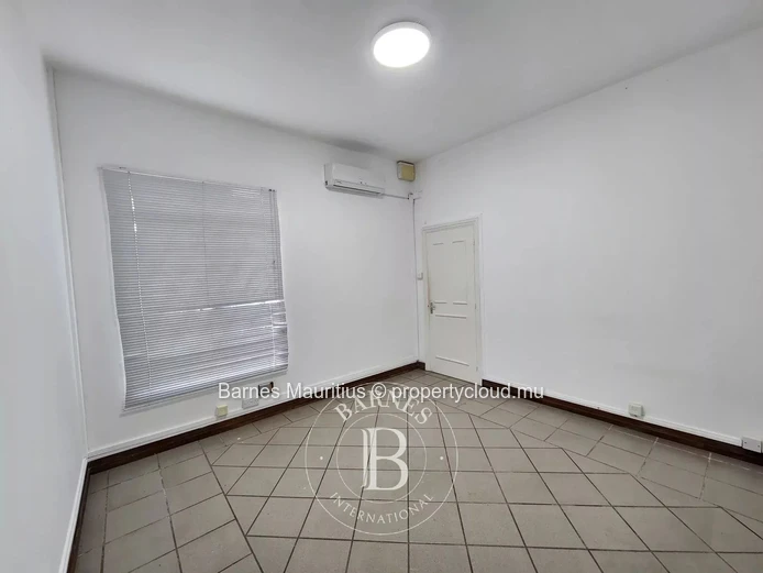 MOKA - Bureau à louer - 300 m²