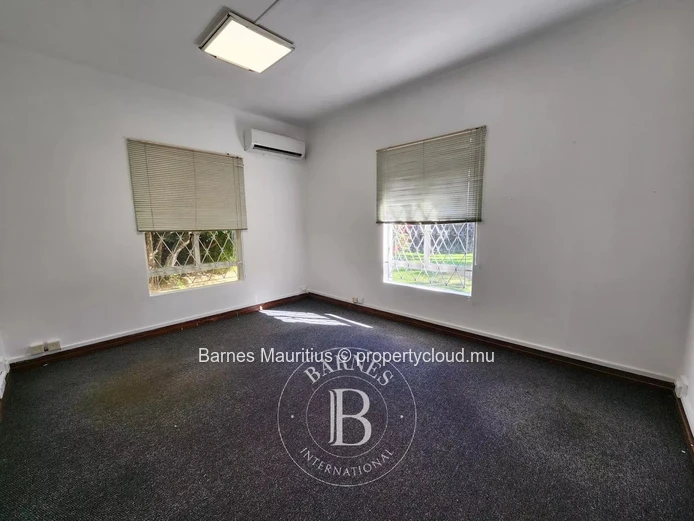 MOKA - Bureau à louer - 300 m²