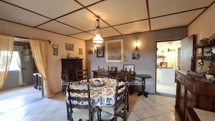 TAMARIN - Contemporary Villa - 4 Bedrooms