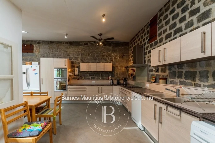 PORT LOUIS - Charming Colonial House for Sale - 278 sqm