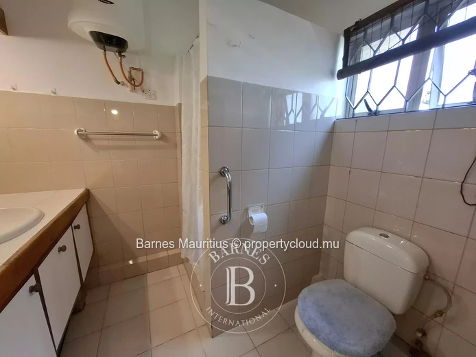 CUREPIPE - Bright and Cozy Apartment – 3 Bedrooms