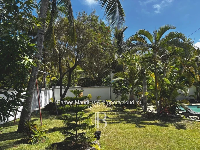 BLUE BAY - Villa with Swimming Pool - 3 Bedrooms