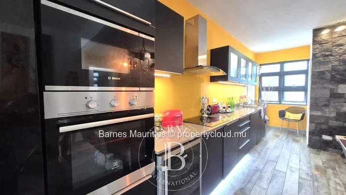 PEREYBERE - Modern Apartment - 3 bedroom