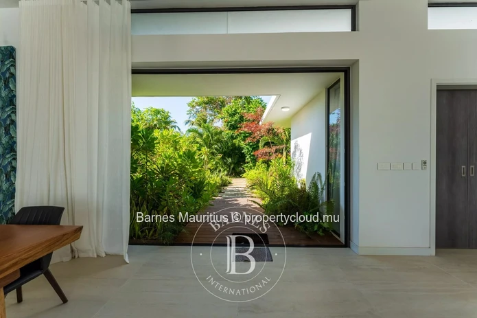 HAUTE RIVE - Golf-Front Villa - 4 Bedrooms