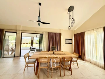 4 Bedroom Villa