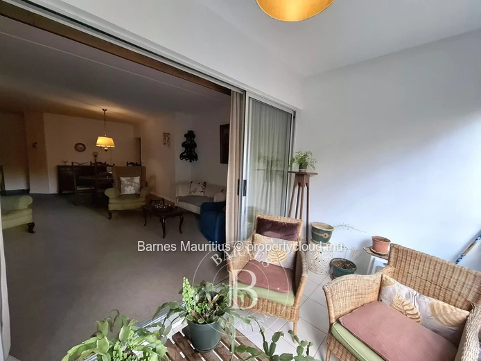 CUREPIPE - Bright and Cozy Apartment – 3 Bedrooms