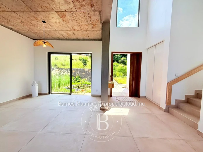 BEL OMBRE - Chic Villa with Sea and Golf Views - 4 Bedrooms