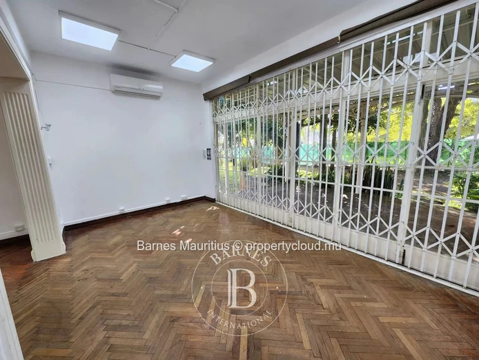 MOKA - Bureau à louer - 300 m²