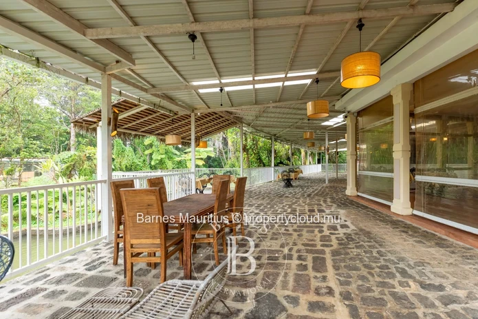 MARE LONGUE - Charming wooden chalets nestled in nature - 4220m²