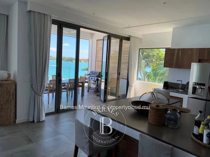 Grand Baie - Seafront Penthouse With 4 Bedrooms
