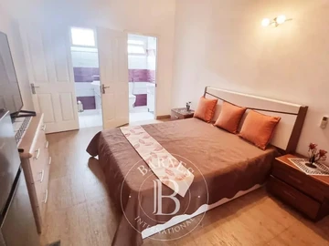 7 Bedroom Villa