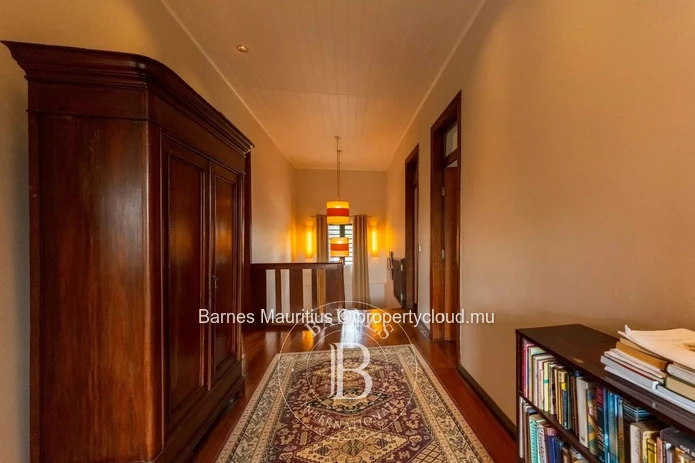 VACOAS - Magnifique maison familiale au charme intemporel – 5 chambres à coucher