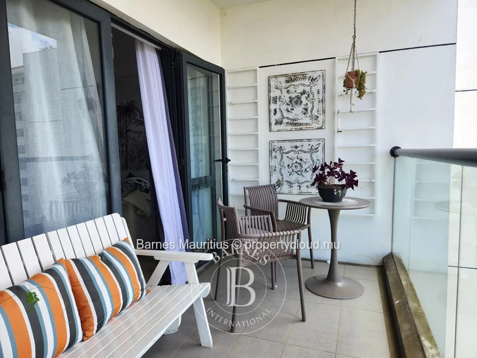 PHOENIX - Beautiful Modern Apartment for Sale - 3 Bedrooms