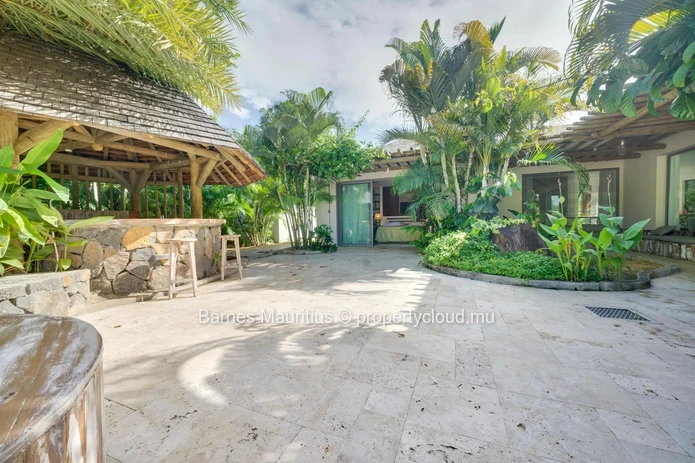 ANAHITA RESORT - Amazing & Spacious Villa on the Golf Course