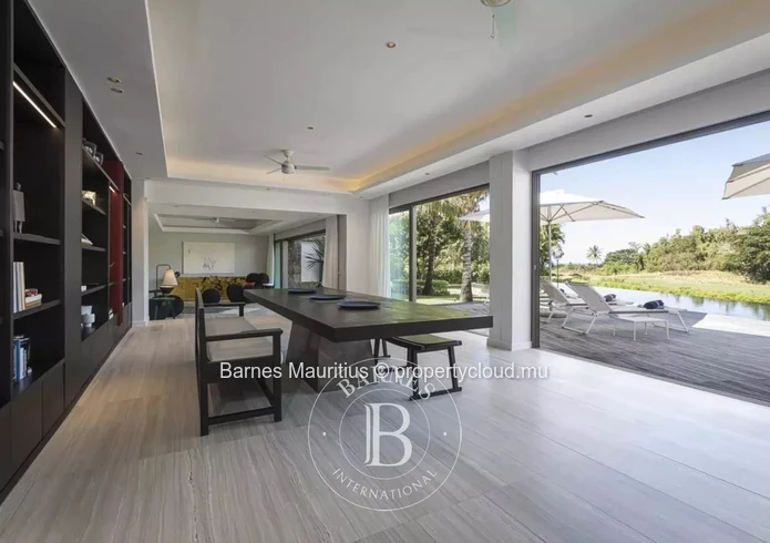 ANAHITA GOLF RESORT – 5-Bedroom Villa with Exceptional Sea View