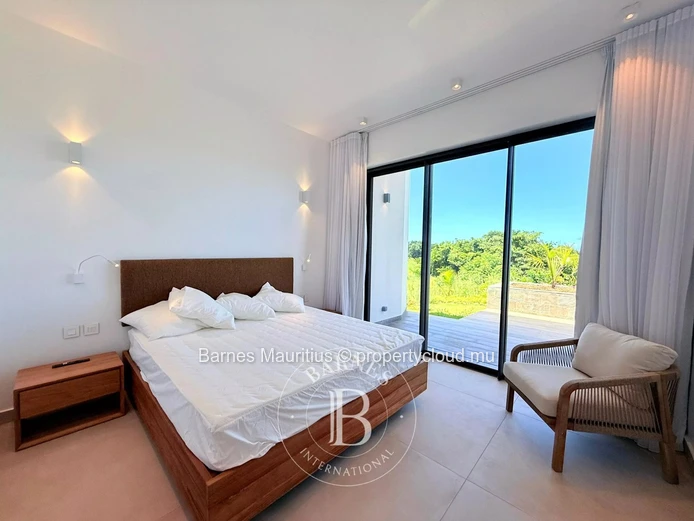 BEL OMBRE - Chic Villa with Sea and Golf Views - 4 Bedrooms