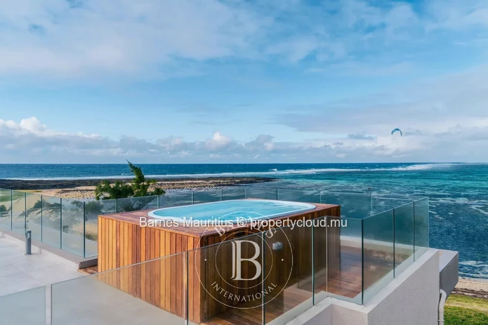 POSTE LAFAYETTE - 180 Degree Seaview penthouse- 3 bedrooms