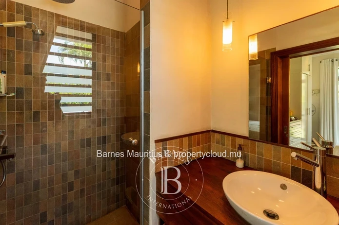 VACOAS - Magnifique maison familiale au charme intemporel – 5 chambres à coucher