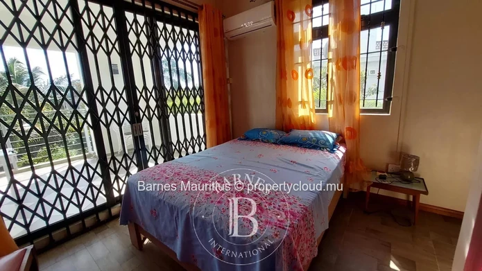 BAIN BOEUF - Semi-Detached Villas Near the Beach - 9 Bedrooms