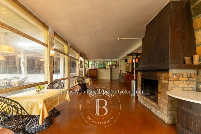 MARE LONGUE - Charming wooden chalets nestled in nature - 4220m²