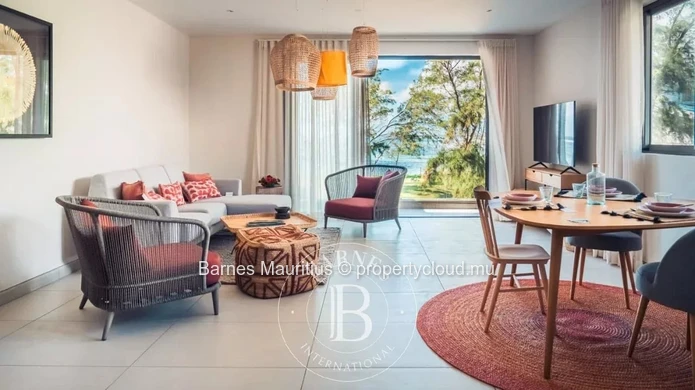 POSTE LAFAYETTE - Résidence de penthouses et d'appartements les pieds dans l’eau