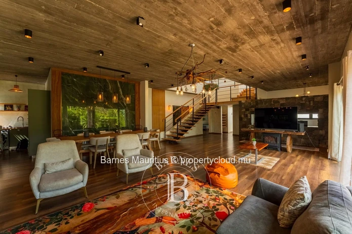 TRIANON - Beautiful Modern House for Sale - 3 Bedrooms