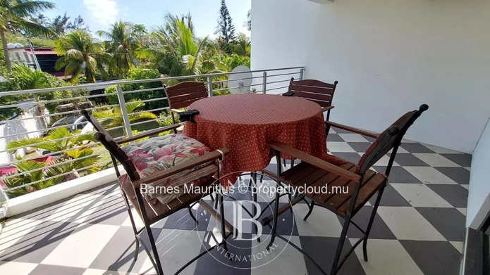 BAIN BOEUF - Semi-Detached Villas Near the Beach - 9 Bedrooms