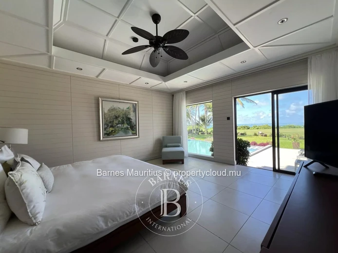 ANAHITA RESORT – Exceptional Sea View Villa – 5 Bedrooms