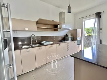 4 Bedroom Townhouse, Duplex
