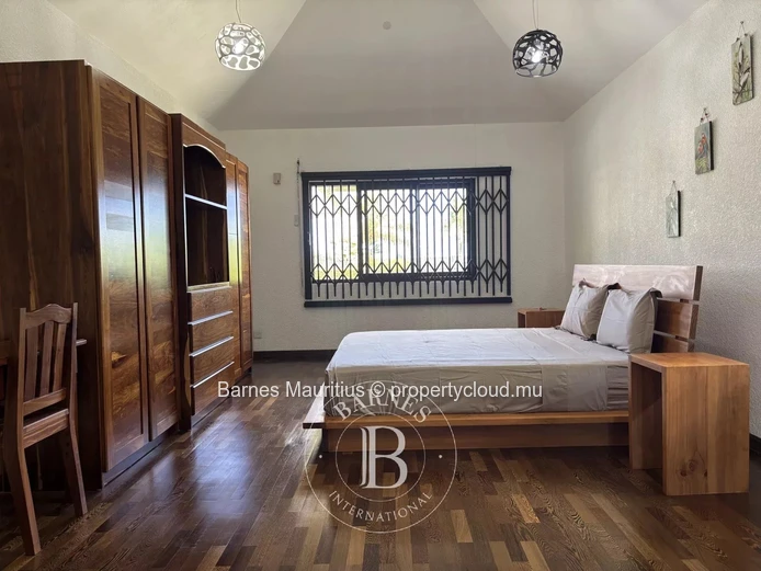 BEAU VALLON - Family House 493 m² - Land 1,632 m²