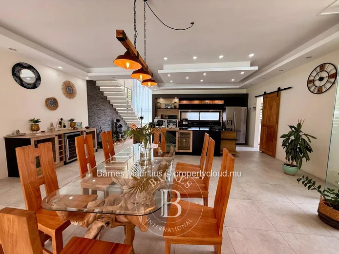 LA GAULETTE - Exceptional Villa - 3 Bedrooms