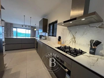 3 Bedroom Townhouse, Duplex