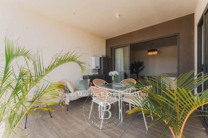 FLIC-EN-FLAC – Elegant 3-Bedroom Apartment