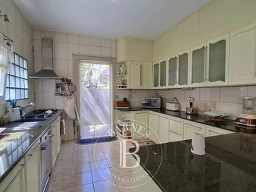 7 Bedroom Villa