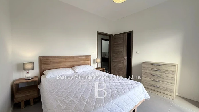 TRIANON – Bright and Secure Apartment with City & Mountain Views – 4 Bedrooms