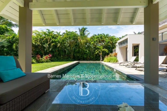 Anahita Golf Resort – Exceptional 4-Bedroom Villa with Pool and Park Views