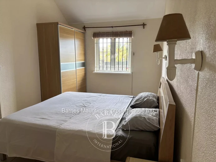 BLUE BAY - 2 Bungalow with swimming pool - 8 bedrooms