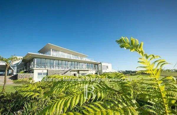 GOLF AVALON - Terrain Résidentiel - 4121 m2