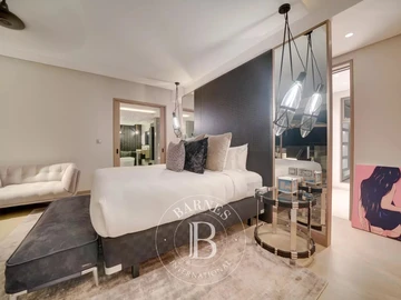 5 Bedroom Villa