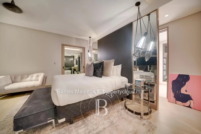 BEAU CHAMP – Luxurious golf-front villa with sea view – 5 bedrooms
