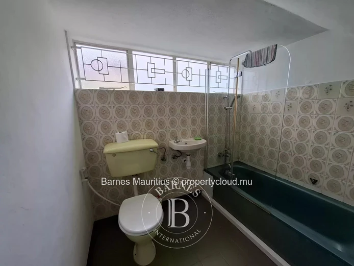 House for Sale – Eau Coulée - 7 rooms