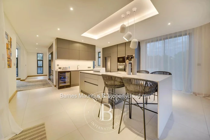 BEAU CHAMP - Exceptional villa on the golf course - 5 bedrooms