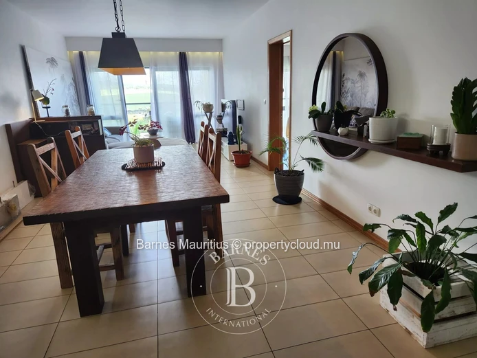 PHOENIX - Beautiful Modern Apartment for Sale - 3 Bedrooms