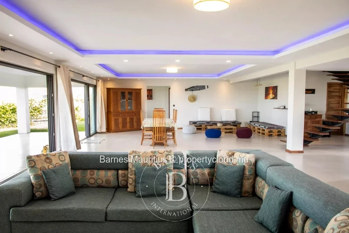 BEAU VALLON - Family Home - 4 Bedrooms