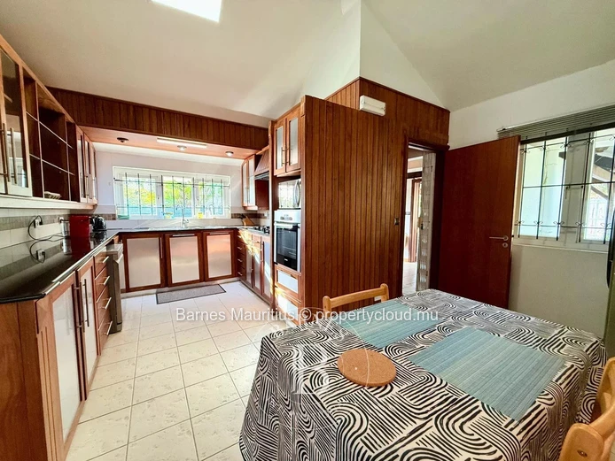RIVIÈRE NOIRE - Exceptional Villa - 4 Bedrooms