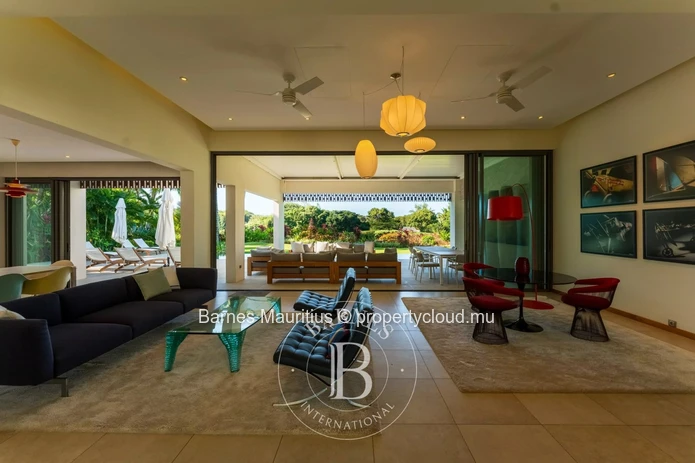 ANAHITA RESORT - Contemporary Villa with Golf