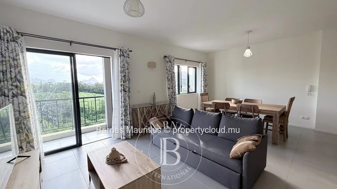 TRIANON – Bright and Secure Apartment with City & Mountain Views – 4 Bedrooms