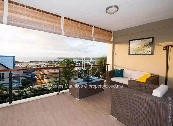 TAMARIN - Superbe duplex avec vue imprenable sur l'Océan - 4 chambres