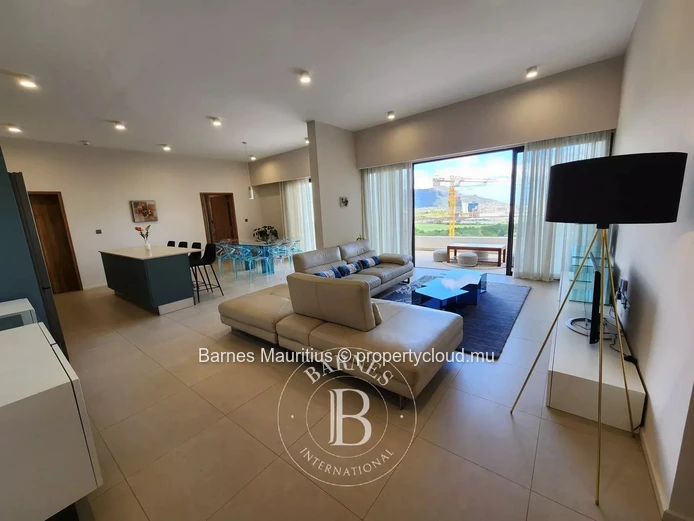 EBENE / COTE D'OR - Stunning penthouse for rent - 3 bedrooms